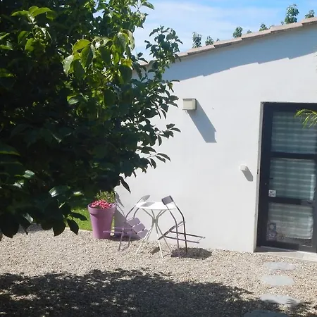 Holiday home Le Lou Jas Eyragues